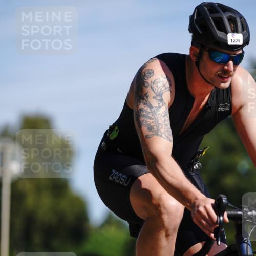 07.09.2025 - 19. Norderstedt Triathlon Michael Burmester http://msf.ph/oto/8832635 07.09.2025 11:47:36 Radfahren 155, 201, 1225, 1320 meine-sportfotos.de