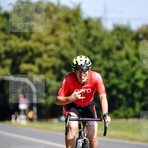07.09.2025 - 19. Norderstedt Triathlon Michael Burmester http://msf.ph/oto/8832652 07.09.2025 11:48:42 Radfahren 1372 meine-sportfotos.de