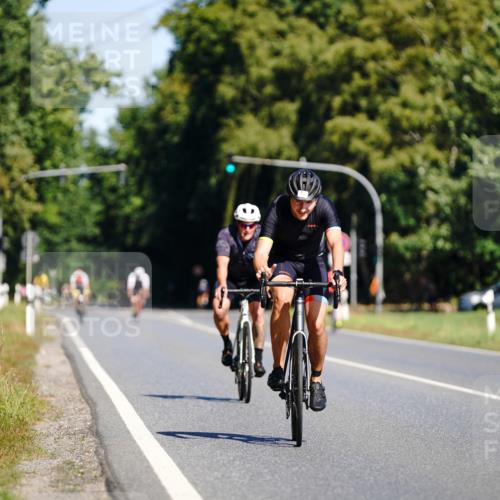 07.09.2025 - 19. Norderstedt Triathlon Michael Burmester http://msf.ph/oto/8832669 07.09.2025 11:49:46 Radfahren 253, 1223 meine-sportfotos.de