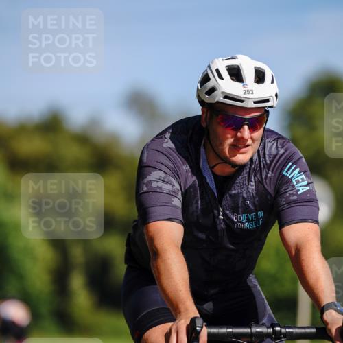 07.09.2025 - 19. Norderstedt Triathlon Michael Burmester http://msf.ph/oto/8832674 07.09.2025 11:49:49 Radfahren 253, 1223 meine-sportfotos.de