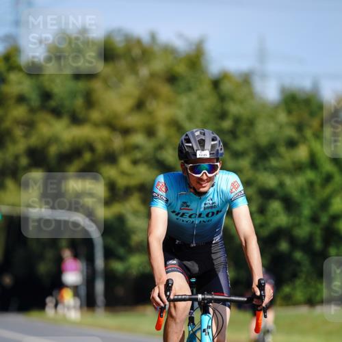 07.09.2025 - 19. Norderstedt Triathlon Michael Burmester http://msf.ph/oto/8832703 07.09.2025 11:51:10 Radfahren 1239 meine-sportfotos.de