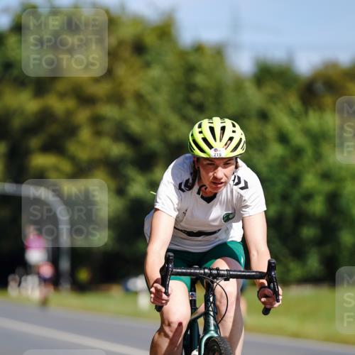 07.09.2025 - 19. Norderstedt Triathlon Michael Burmester http://msf.ph/oto/8832730 07.09.2025 11:52:17 Radfahren 184, 719 meine-sportfotos.de