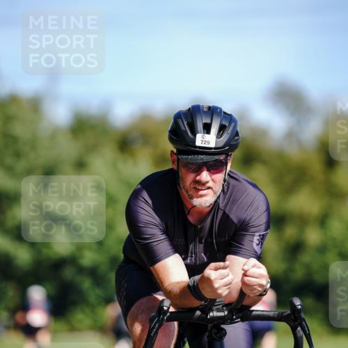 07.09.2025 - 19. Norderstedt Triathlon Michael Burmester http://msf.ph/oto/8832741 07.09.2025 11:52:37 Radfahren 729 meine-sportfotos.de