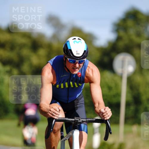 07.09.2025 - 19. Norderstedt Triathlon Michael Burmester http://msf.ph/oto/8832745 07.09.2025 11:52:50 Radfahren 136, 791, 837 meine-sportfotos.de