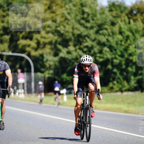 07.09.2025 - 19. Norderstedt Triathlon Michael Burmester http://msf.ph/oto/8832790 07.09.2025 11:54:21 Radfahren 287, 748, 1233 meine-sportfotos.de