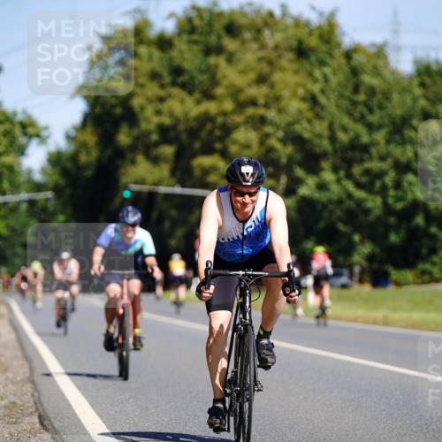 07.09.2025 - 19. Norderstedt Triathlon Michael Burmester http://msf.ph/oto/8832803 07.09.2025 11:54:40 Radfahren 741, 1371 meine-sportfotos.de