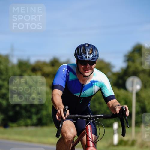 07.09.2025 - 19. Norderstedt Triathlon Michael Burmester http://msf.ph/oto/8832808 07.09.2025 11:54:42 Radfahren 741, 779, 1371 meine-sportfotos.de
