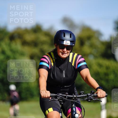 07.09.2025 - 19. Norderstedt Triathlon Michael Burmester http://msf.ph/oto/8832819 07.09.2025 11:54:57 Radfahren 1315 meine-sportfotos.de