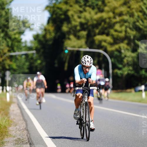 07.09.2025 - 19. Norderstedt Triathlon Michael Burmester http://msf.ph/oto/8832820 07.09.2025 11:55:03 Radfahren 807 meine-sportfotos.de
