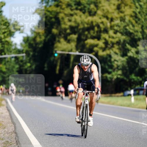 07.09.2025 - 19. Norderstedt Triathlon Michael Burmester http://msf.ph/oto/8832842 07.09.2025 11:55:46 Radfahren 151 meine-sportfotos.de