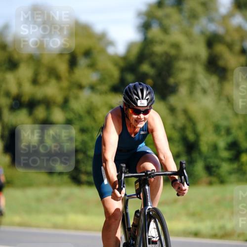 07.09.2025 - 19. Norderstedt Triathlon Michael Burmester http://msf.ph/oto/8833280 07.09.2025 11:46:33 Radfahren 237, 773, 775, 1197 meine-sportfotos.de