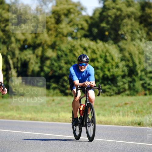07.09.2025 - 19. Norderstedt Triathlon Michael Burmester http://msf.ph/oto/8833300 07.09.2025 11:47:25 Radfahren 279, 303 meine-sportfotos.de