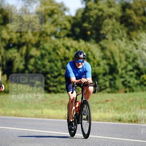 07.09.2025 - 19. Norderstedt Triathlon Michael Burmester http://msf.ph/oto/8833301 07.09.2025 11:47:25 Radfahren 279, 303 meine-sportfotos.de
