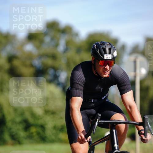 07.09.2025 - 19. Norderstedt Triathlon Michael Burmester http://msf.ph/oto/8833307 07.09.2025 11:47:30 Radfahren 155, 252, 279, 303 meine-sportfotos.de