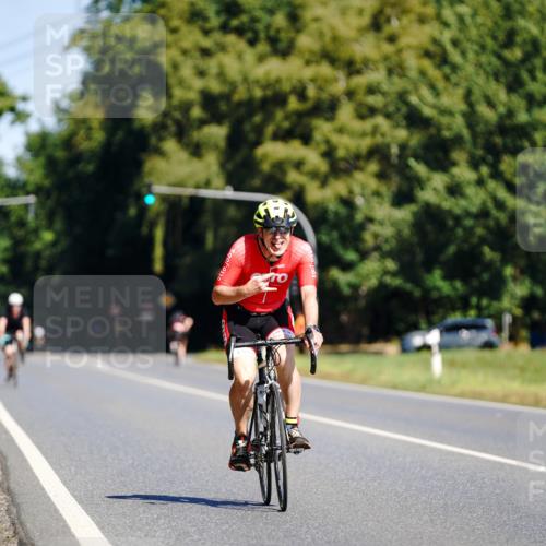 07.09.2025 - 19. Norderstedt Triathlon Michael Burmester http://msf.ph/oto/8833329 07.09.2025 11:48:41 Radfahren 1372 meine-sportfotos.de