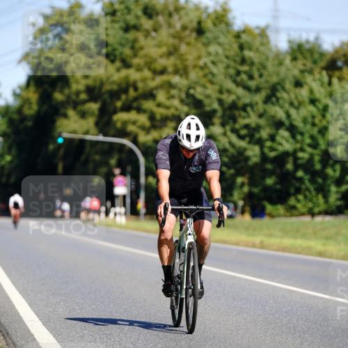 07.09.2025 - 19. Norderstedt Triathlon Michael Burmester http://msf.ph/oto/8833353 07.09.2025 11:49:48 Radfahren 253, 1223 meine-sportfotos.de