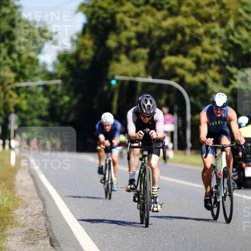 07.09.2025 - 19. Norderstedt Triathlon Michael Burmester http://msf.ph/oto/8833423 07.09.2025 11:52:48 Radfahren 136, 791, 837 meine-sportfotos.de
