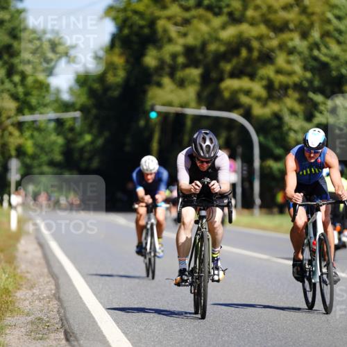 07.09.2025 - 19. Norderstedt Triathlon Michael Burmester http://msf.ph/oto/8833424 07.09.2025 11:52:48 Radfahren 136, 791, 837 meine-sportfotos.de
