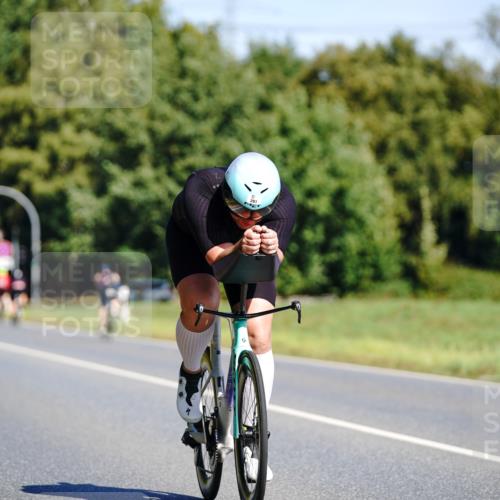 07.09.2025 - 19. Norderstedt Triathlon Michael Burmester http://msf.ph/oto/8833464 07.09.2025 11:54:14 Radfahren 281, 861, 1363 meine-sportfotos.de