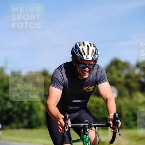 07.09.2025 - 19. Norderstedt Triathlon Michael Burmester http://msf.ph/oto/8833475 07.09.2025 11:54:23 Radfahren 748, 1233 meine-sportfotos.de
