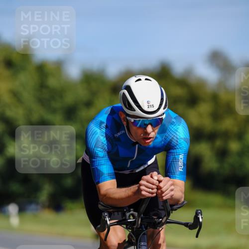 07.09.2025 - 19. Norderstedt Triathlon Michael Burmester http://msf.ph/oto/8833479 07.09.2025 11:54:28 Radfahren 215 meine-sportfotos.de