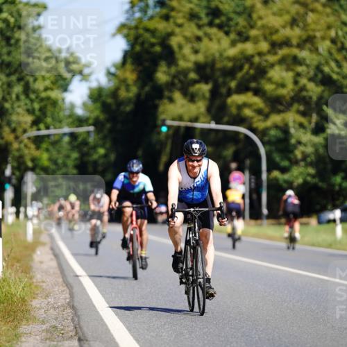 07.09.2025 - 19. Norderstedt Triathlon Michael Burmester http://msf.ph/oto/8833482 07.09.2025 11:54:38 Radfahren 1371 meine-sportfotos.de