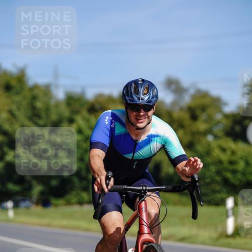 07.09.2025 - 19. Norderstedt Triathlon Michael Burmester http://msf.ph/oto/8833488 07.09.2025 11:54:42 Radfahren 741, 779, 1371 meine-sportfotos.de