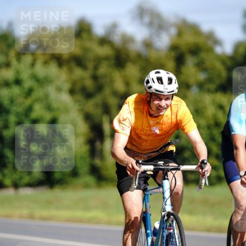 07.09.2025 - 19. Norderstedt Triathlon Michael Burmester http://msf.ph/oto/8833611 07.09.2025 12:03:51 Radfahren 149, 859, 1319 meine-sportfotos.de