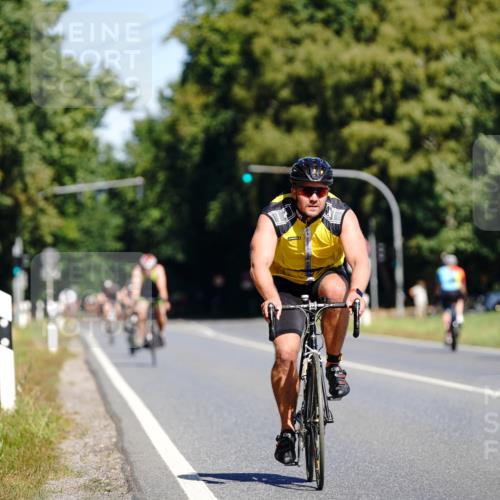 07.09.2025 - 19. Norderstedt Triathlon Michael Burmester http://msf.ph/oto/8833836 07.09.2025 12:08:52 Radfahren 170, 703 meine-sportfotos.de