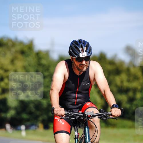 07.09.2025 - 19. Norderstedt Triathlon Michael Burmester http://msf.ph/oto/8834733 07.09.2025 12:24:21 Radfahren 249, 802 meine-sportfotos.de