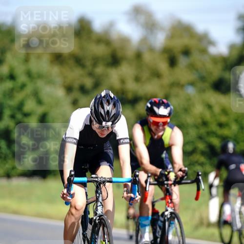 07.09.2025 - 19. Norderstedt Triathlon Michael Burmester http://msf.ph/oto/8834770 07.09.2025 12:25:15 Radfahren 205, 220, 292, 766 meine-sportfotos.de