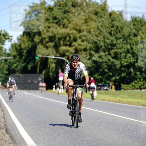 07.09.2025 - 19. Norderstedt Triathlon Michael Burmester http://msf.ph/oto/8834781 07.09.2025 12:25:25 Radfahren 898 meine-sportfotos.de