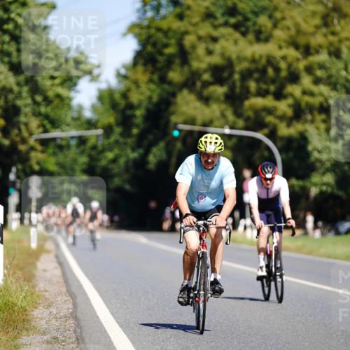 07.09.2025 - 19. Norderstedt Triathlon Michael Burmester http://msf.ph/oto/8834810 07.09.2025 12:26:02 Radfahren 754, 762 meine-sportfotos.de