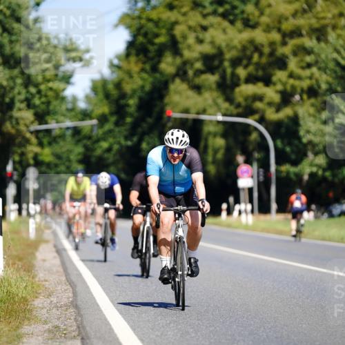 07.09.2025 - 19. Norderstedt Triathlon Michael Burmester http://msf.ph/oto/8834887 07.09.2025 12:26:41 Radfahren 1235 meine-sportfotos.de