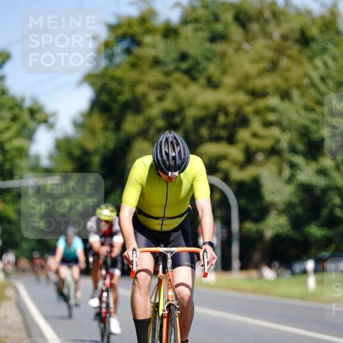 07.09.2025 - 19. Norderstedt Triathlon Michael Burmester http://msf.ph/oto/8834908 07.09.2025 12:26:47 Radfahren 247, 695, 712, 1231, 1235, 1384 meine-sportfotos.de