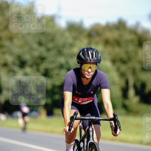 07.09.2025 - 19. Norderstedt Triathlon Michael Burmester http://msf.ph/oto/8834935 07.09.2025 12:26:55 Radfahren 194, 1256 meine-sportfotos.de