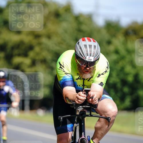 07.09.2025 - 19. Norderstedt Triathlon Michael Burmester http://msf.ph/oto/8835023 07.09.2025 12:28:01 Radfahren 732, 1237, 1376 meine-sportfotos.de