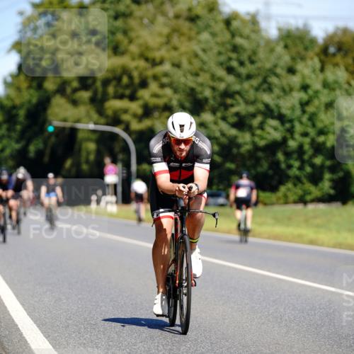 07.09.2025 - 19. Norderstedt Triathlon Michael Burmester http://msf.ph/oto/8835035 07.09.2025 12:28:04 Radfahren 732, 1237, 1376 meine-sportfotos.de