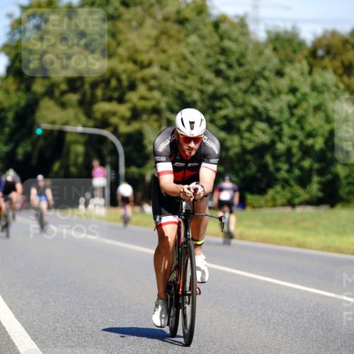 07.09.2025 - 19. Norderstedt Triathlon Michael Burmester http://msf.ph/oto/8835037 07.09.2025 12:28:04 Radfahren 732, 1237, 1376 meine-sportfotos.de