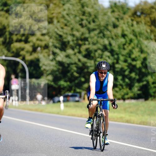 07.09.2025 - 19. Norderstedt Triathlon Michael Burmester http://msf.ph/oto/8835172 07.09.2025 12:29:19 Radfahren 161, 266, 750, 1251 meine-sportfotos.de