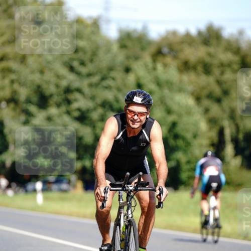 07.09.2025 - 19. Norderstedt Triathlon Michael Burmester http://msf.ph/oto/8835197 07.09.2025 12:29:40 Radfahren 159, 1385 meine-sportfotos.de