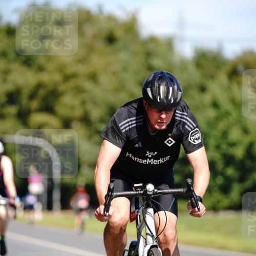 07.09.2025 - 19. Norderstedt Triathlon Michael Burmester http://msf.ph/oto/8835247 07.09.2025 12:30:04 Radfahren 307, 1317 meine-sportfotos.de