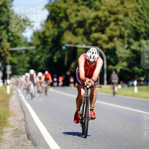 07.09.2025 - 19. Norderstedt Triathlon Michael Burmester http://msf.ph/oto/8835265 07.09.2025 12:30:13 Radfahren 816, 1328 meine-sportfotos.de