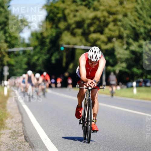 07.09.2025 - 19. Norderstedt Triathlon Michael Burmester http://msf.ph/oto/8835267 07.09.2025 12:30:13 Radfahren 816, 1328 meine-sportfotos.de