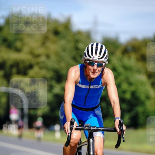 07.09.2025 - 19. Norderstedt Triathlon Michael Burmester http://msf.ph/oto/8835335 07.09.2025 12:30:43 Radfahren 248, 1221, 1248 meine-sportfotos.de