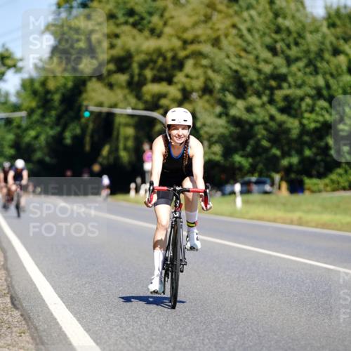 07.09.2025 - 19. Norderstedt Triathlon Michael Burmester http://msf.ph/oto/8835383 07.09.2025 12:31:15 Radfahren 175, 1369, 1374 meine-sportfotos.de