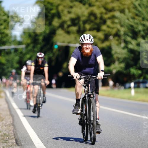 07.09.2025 - 19. Norderstedt Triathlon Michael Burmester http://msf.ph/oto/8835391 07.09.2025 12:31:22 Radfahren 227, 1238 meine-sportfotos.de