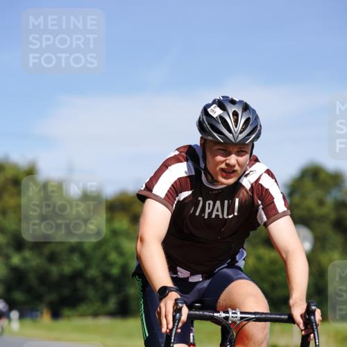07.09.2025 - 19. Norderstedt Triathlon Michael Burmester http://msf.ph/oto/8835411 07.09.2025 12:31:26 Radfahren 227, 1238, 1311 meine-sportfotos.de
