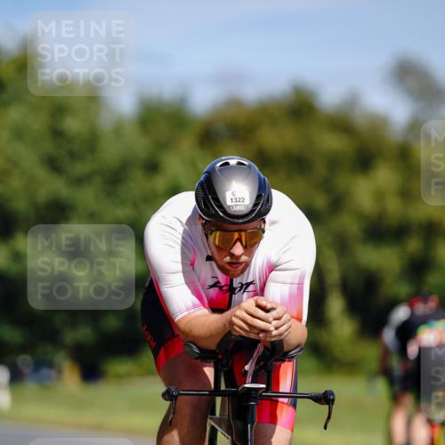 07.09.2025 - 19. Norderstedt Triathlon Michael Burmester http://msf.ph/oto/8835451 07.09.2025 12:31:55 Radfahren 302, 1322, 1339 meine-sportfotos.de