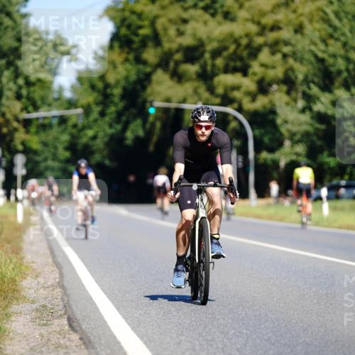 07.09.2025 - 19. Norderstedt Triathlon Michael Burmester http://msf.ph/oto/8835471 07.09.2025 12:32:03 Radfahren 260, 1321 meine-sportfotos.de